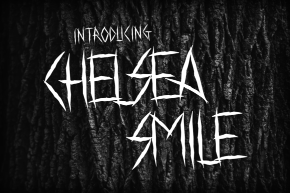 Chelsea Smile: A Distinctive Font for Maker's Creations